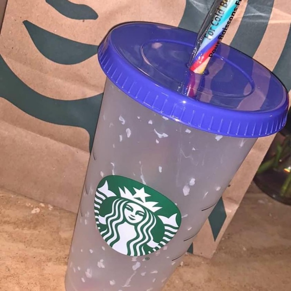 Starbucks color changing cup